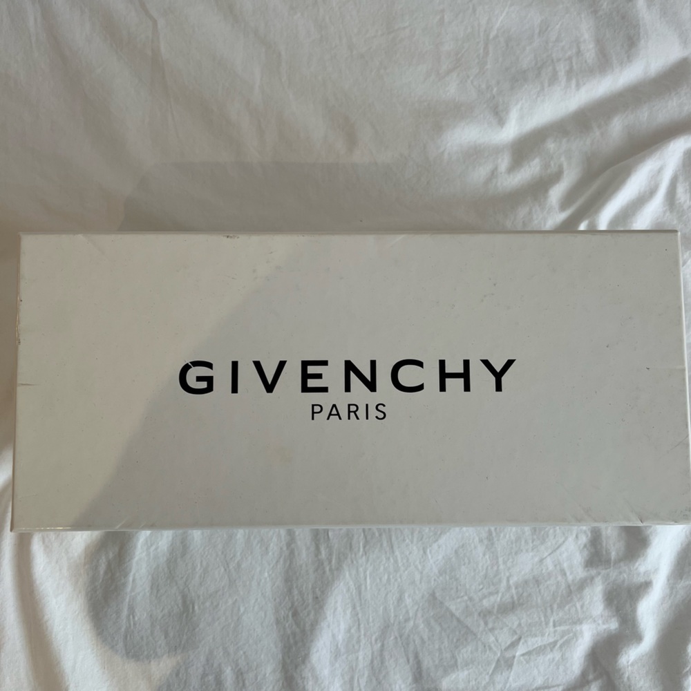 Givenchy Slides - Picture 2 of 8